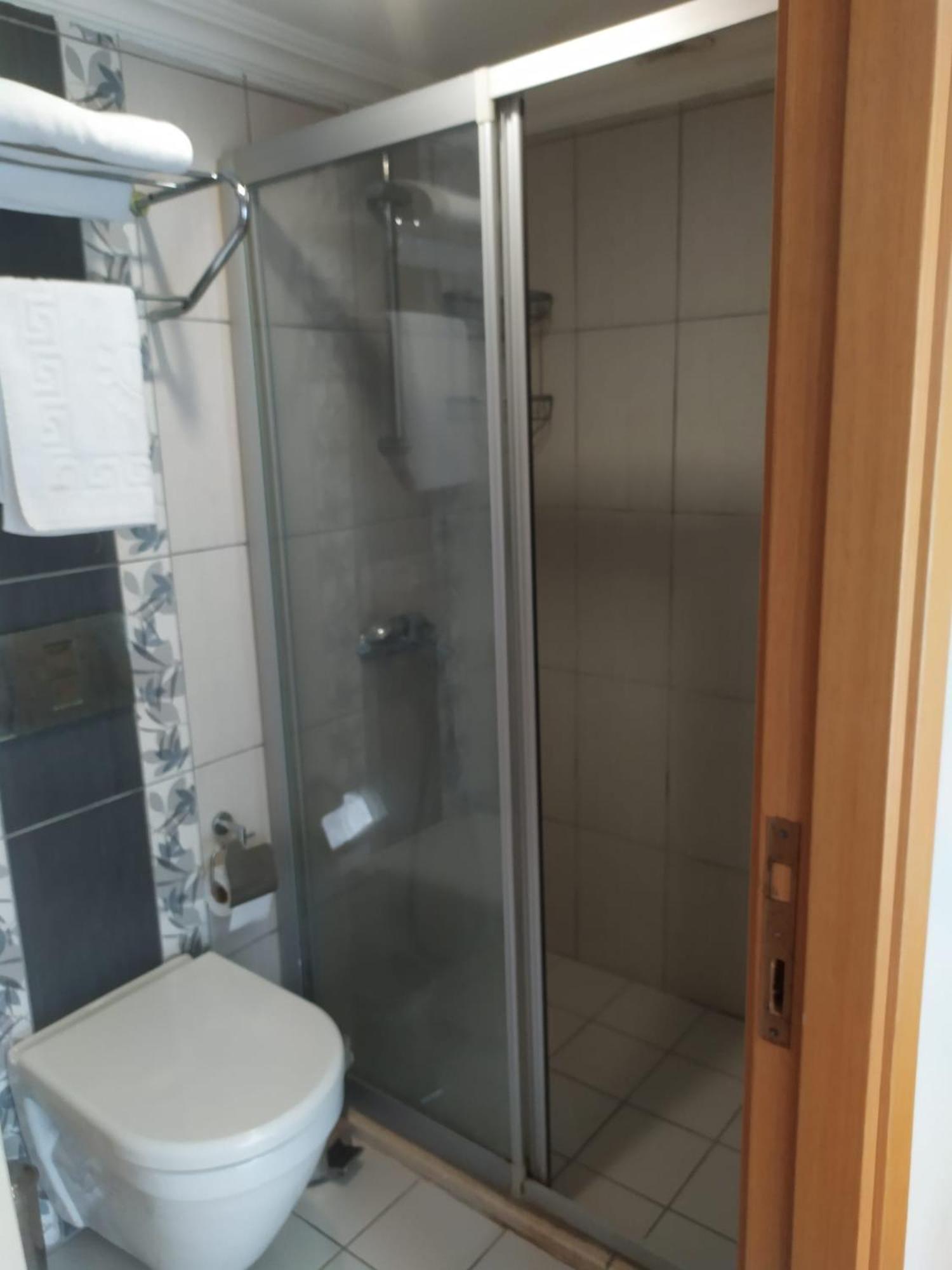 Palace Point Hotel Istanbul Bagian luar foto
